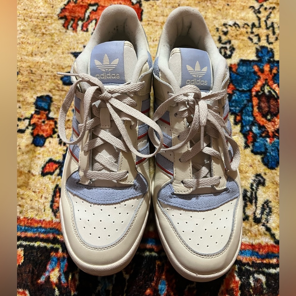 Adidas forum CL “Cream/Blue/Red mens shoe size 9.5